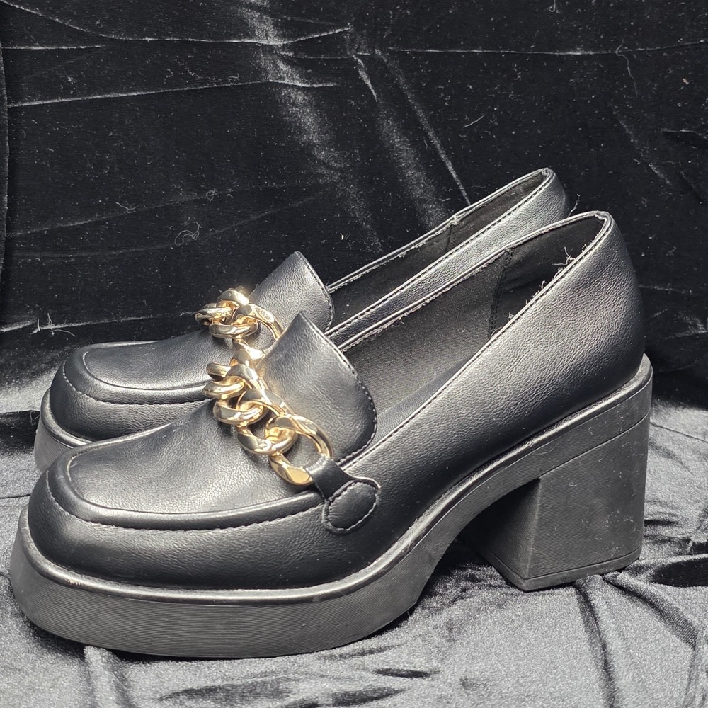 Call It Spring‎ Black Chunky Platform Loafers Gold Chain Detail Women Size 7.5